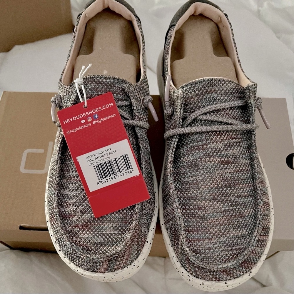 Authentic women’s Hey Dudes. Rose purplish tint that’s hard to see in pic.